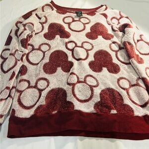 Disney Women's Red and Cream Mickey Patterned sweatshirt